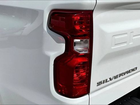 Used 2025 Chevrolet Silverado 1500 W/T RWD image 24