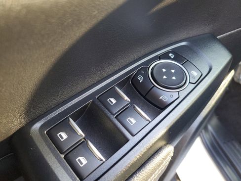 Used 2024 Ford Ranger Lariat w/ Trailer Tow Package image 12