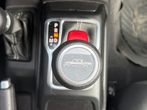 Used 2021 Jeep Gladiator Overland w/ Trailer Tow Package image 45