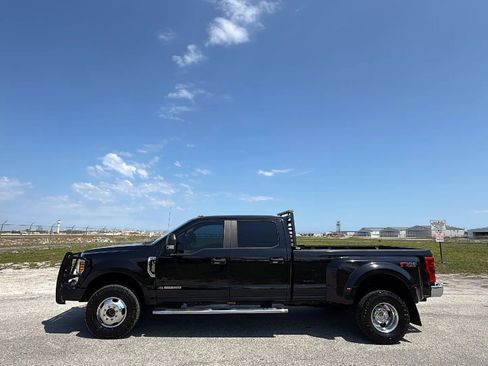 Used 2019 Ford F350 XL w/ STX Appearance Package AWD/4WD image 3