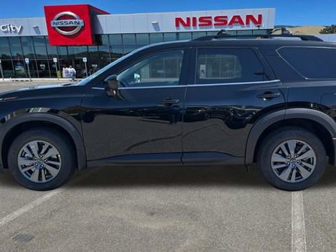New 2026 Nissan Pathfinder SV AWD/4WD image 6