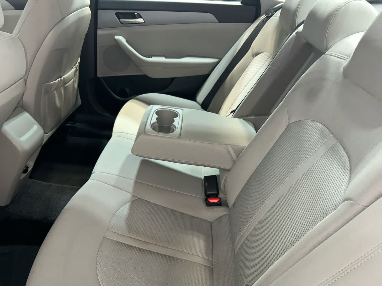 Used 2018 Hyundai Sonata SE FWD image 5