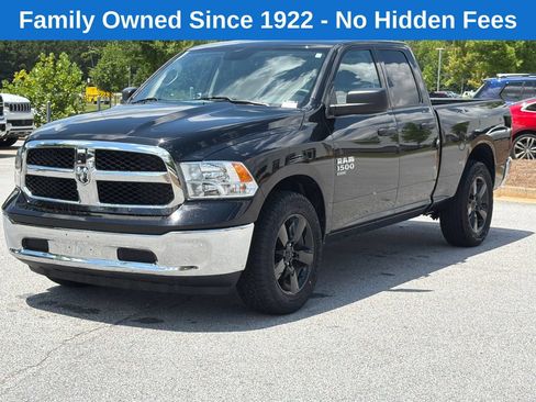 Certified 2024 RAM 1500 Classic SLT RWD image 3
