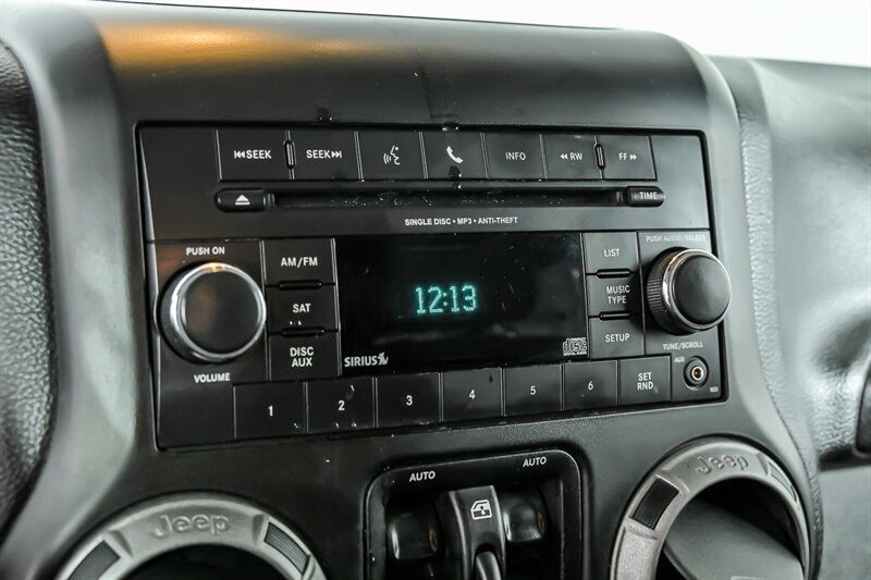 Used 2014 Jeep Wrangler Unlimited Sport w/ Quick Order Package 24S AWD/4WD image 24