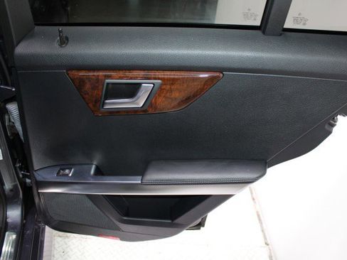 Used 2013 Mercedes-Benz GLK 350 2WD image 52