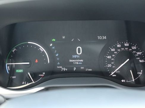 Certified 2026 Toyota Sienna XLE FWD image 67
