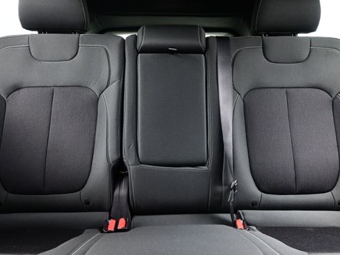 New 2026 Jeep Grand Cherokee Laredo AWD/4WD image 10