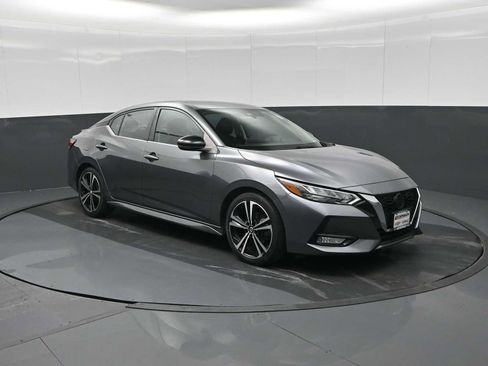 Used 2021 Nissan Sentra SR image 1