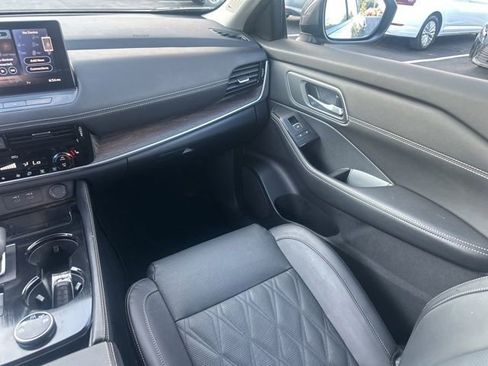 Used 2024 Nissan Rogue Platinum w/ Platinum Premium Package image 29