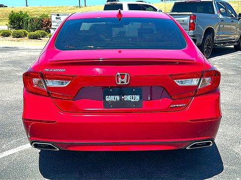 Used 2019 Honda Accord Sport image 7