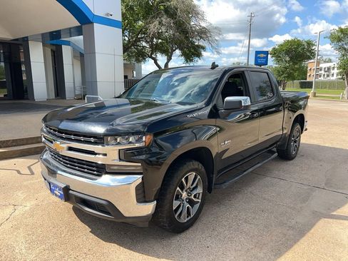 Used 2020 Chevrolet Silverado 1500 LT w/ Texas Edition RWD image 2