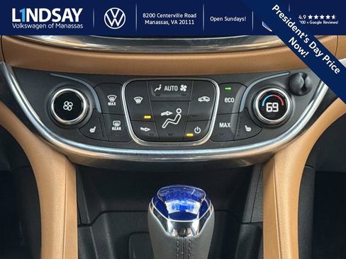 Used 2016 Chevrolet Volt Premier w/ Driver Confidence Package image 15