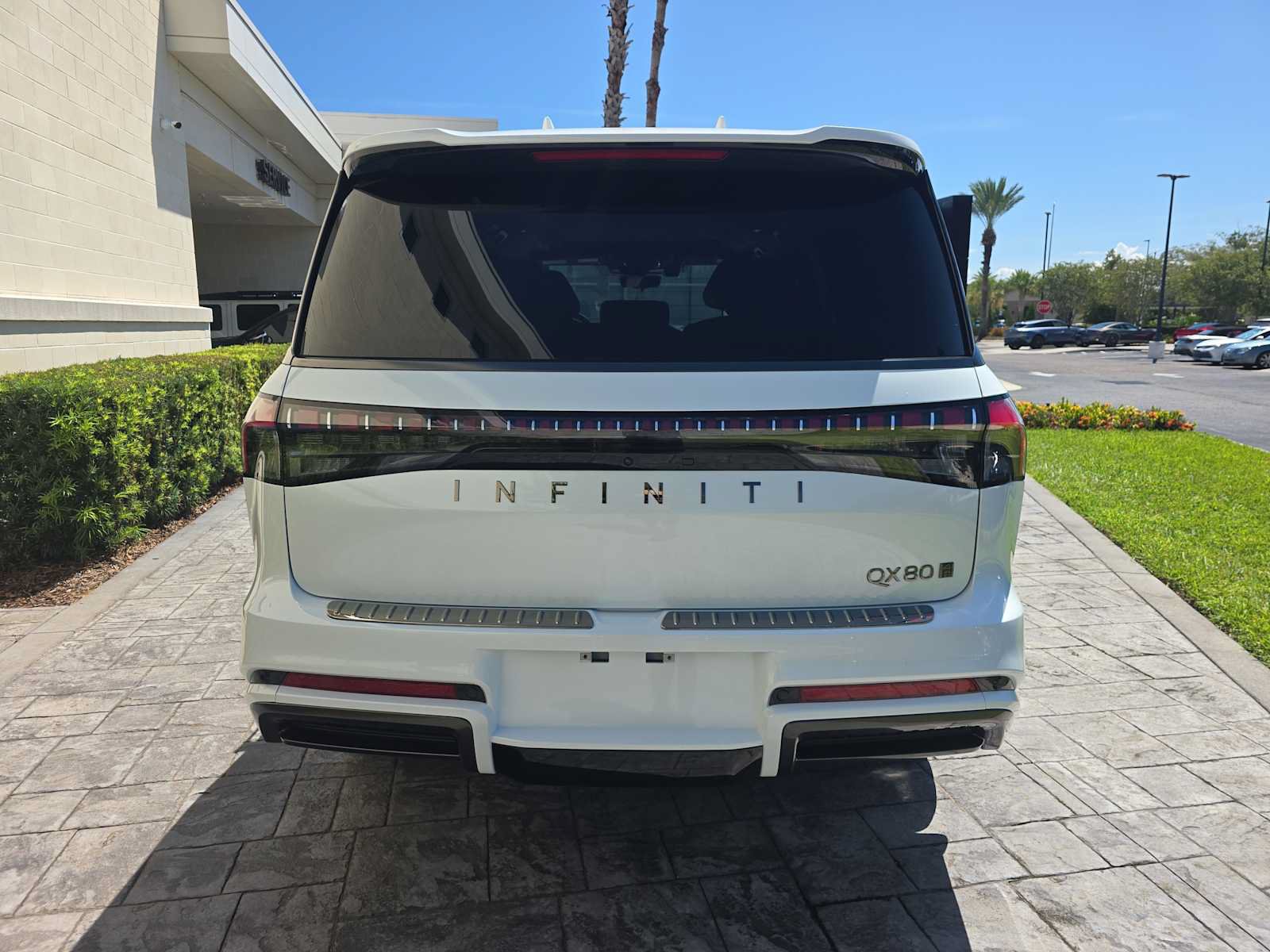 New 2027 INFINITI QX80 Autograph w/ Autograph Exterior Package AWD/4WD image 5