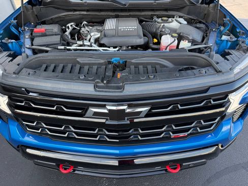 Used 2024 Chevrolet Silverado 1500 LT Trail Boss w/ Convenience Package II AWD/4WD image 42
