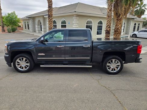 Used 2018 Chevrolet Silverado 1500 High Country RWD image 4