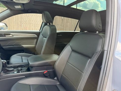 Used 2022 Volkswagen Atlas Cross Sport SE AWD/4WD image 21