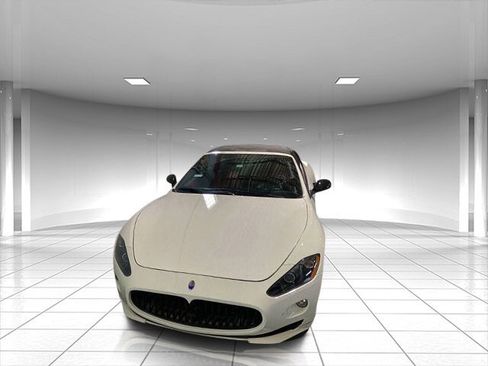 Used 2012 Maserati GranTurismo Sport image 2