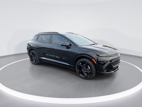 New 2026 Chevrolet Equinox EV RS image 2