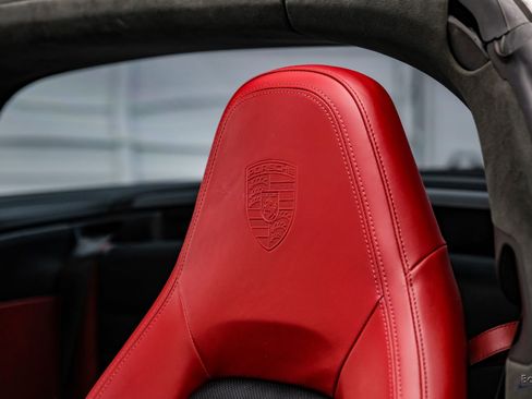 Used 2024 Porsche 911 Targa 4S image 48