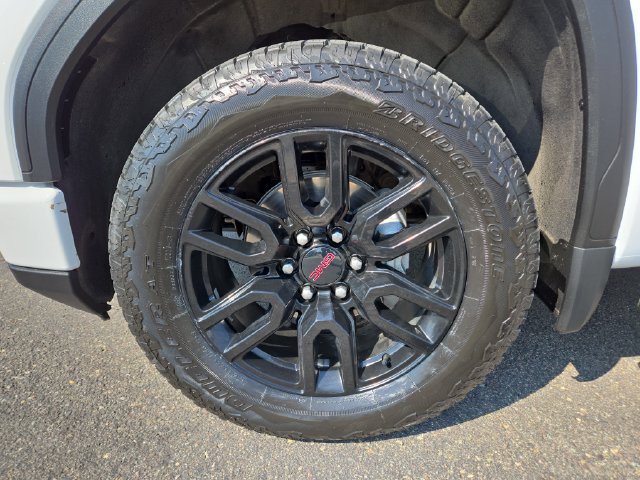Used 2024 GMC Sierra 1500 Elevation w/ Elevation Premium Package AWD/4WD image 7