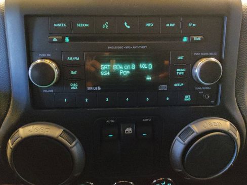 Used 2017 Jeep Wrangler Sport w/ Quick Order Package 24S image 25