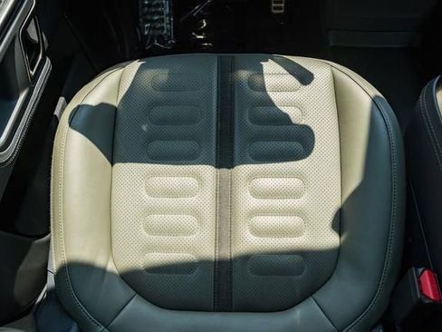 Used 2023 Rivian R1S Launch Edition image 15