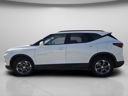 Used 2024 Chevrolet Blazer LT AWD/4WD image 19
