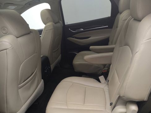 Used 2019 Buick Enclave Premium w/ Experience Buick Package image 18