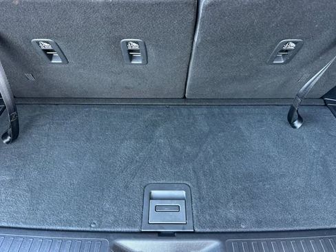 Certified 2025 Honda Pilot Black Edition image 15