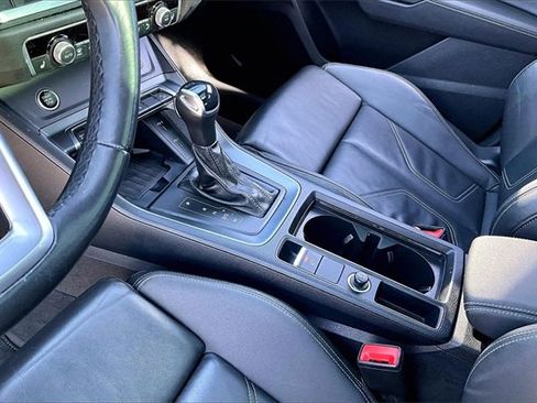 Used 2024 Audi Q3 2.0T Premium Plus w/ Premium Plus Package image 14