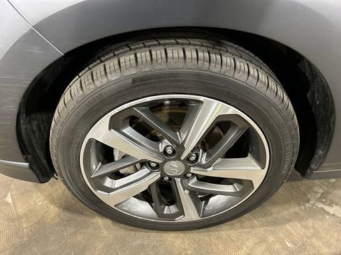 Used 2021 Hyundai Kona Limited AWD/4WD image 8