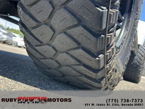 Used 2017 Jeep Wrangler Unlimited Rubicon w/ Connectivity Group AWD/4WD image 26