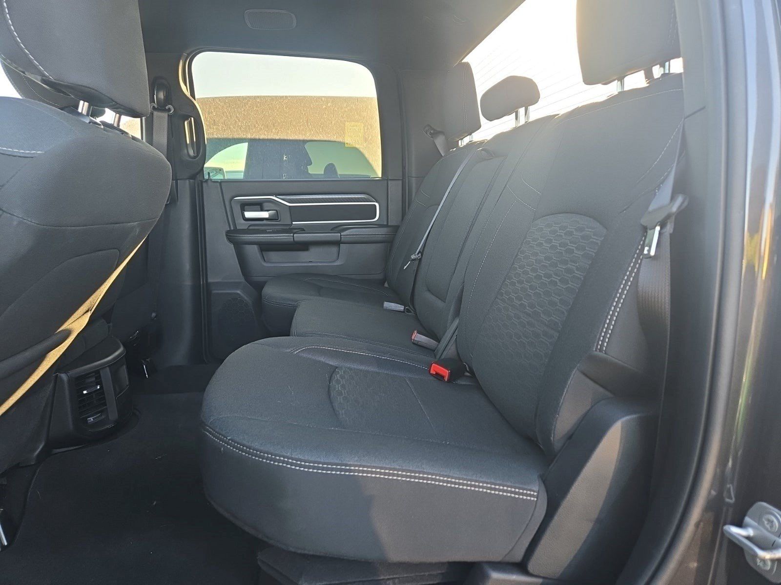 Used 2025 RAM 2500 Big Horn AWD/4WD image 9