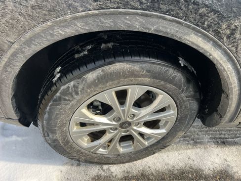 Used 2024 Ford Escape Active image 12