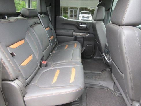 Used 2021 GMC Sierra 1500 AT4 w/ AT4 Value Package AWD/4WD image 14