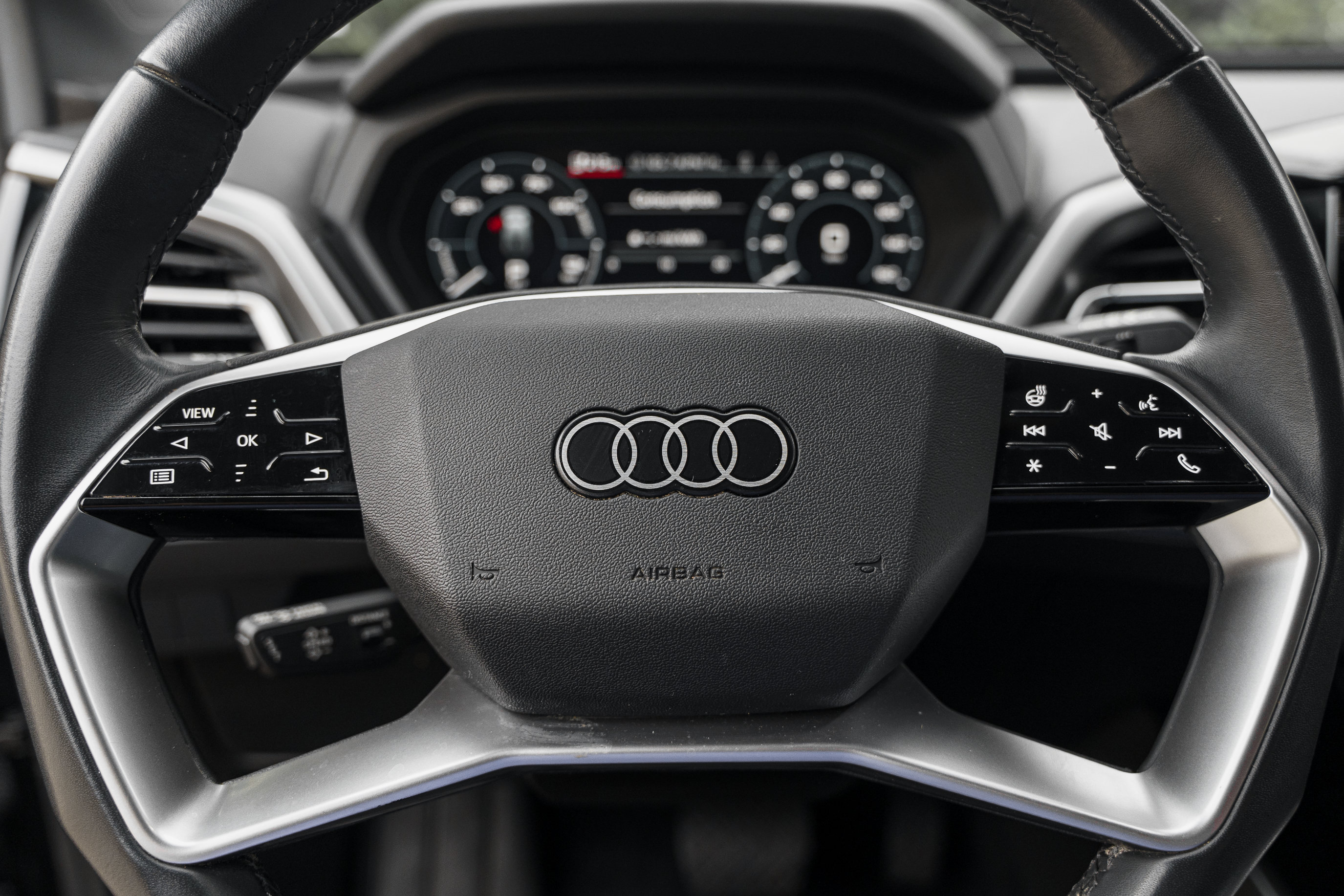 Used 2024 Audi Q4 e-tron Premium Plus w/ Premium Plus AWD/4WD image 14