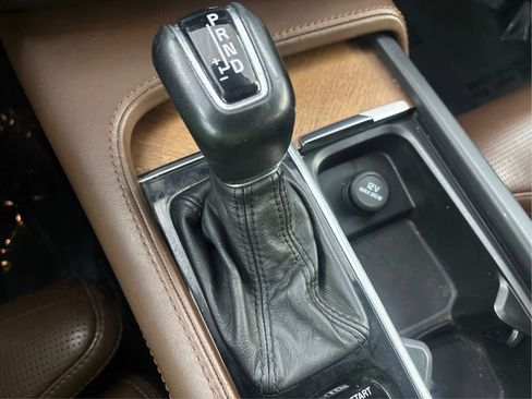 Used 2018 Volvo S90 T6 Inscription image 47