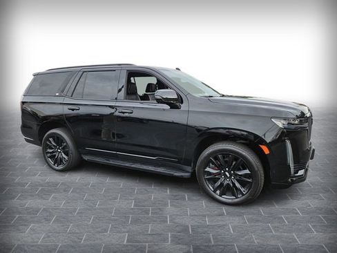 Used 2023 Cadillac Escalade Sport image 3