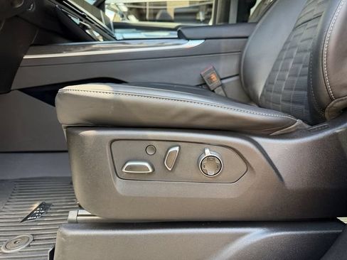 Used 2025 Cadillac Escalade V AWD/4WD image 25
