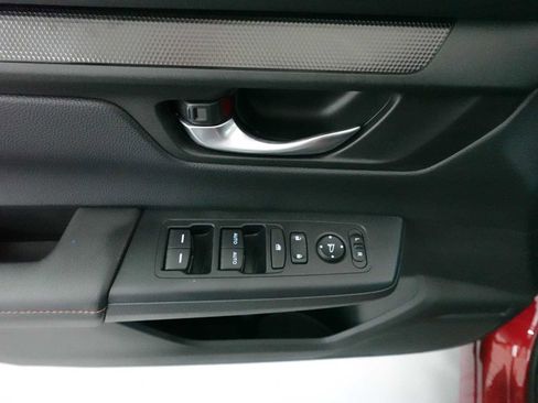 Used 2024 Honda CR-V Sport image 11