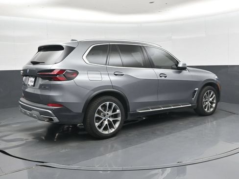 Used 2025 BMW X5 xDrive40i AWD/4WD image 22