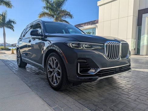 Used 2020 BMW X7 xDrive40i w/ Premium Package image 2