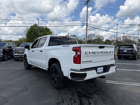 Used 2021 Chevrolet Silverado 1500 Custom w/ LPO, Dark Essentials Package AWD/4WD image 4