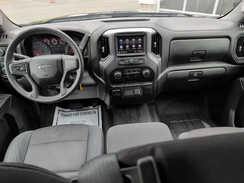 Used 2020 Chevrolet Silverado 1500 Custom Trail Boss w/ Custom Convenience Package AWD/4WD image 8