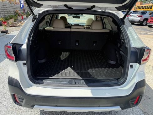 Used 2021 Subaru Outback Limited AWD/4WD image 9
