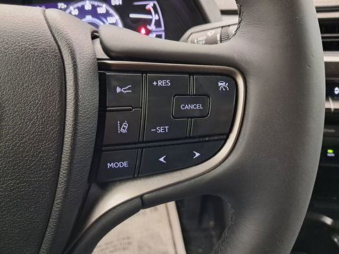 Used 2020 Lexus UX 250h w/ Premium Package image 13