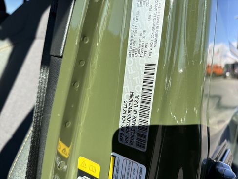 Used 2024 Jeep Wrangler Willys image 16