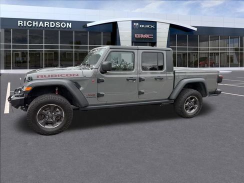 Used 2021 Jeep Gladiator Rubicon w/ Uconnect 4C Nav & Sound Group AWD/4WD image 3