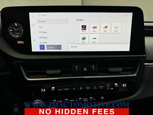 Used 2024 Lexus ES 350 w/ Premium Package image 23