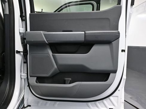 Used 2023 Ford F150 XLT w/ XTR Package image 39